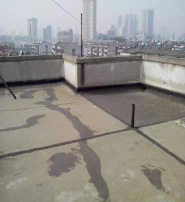 中牟漏水维修 楼顶漏水是什么原因，楼顶漏水维修方法是什么?